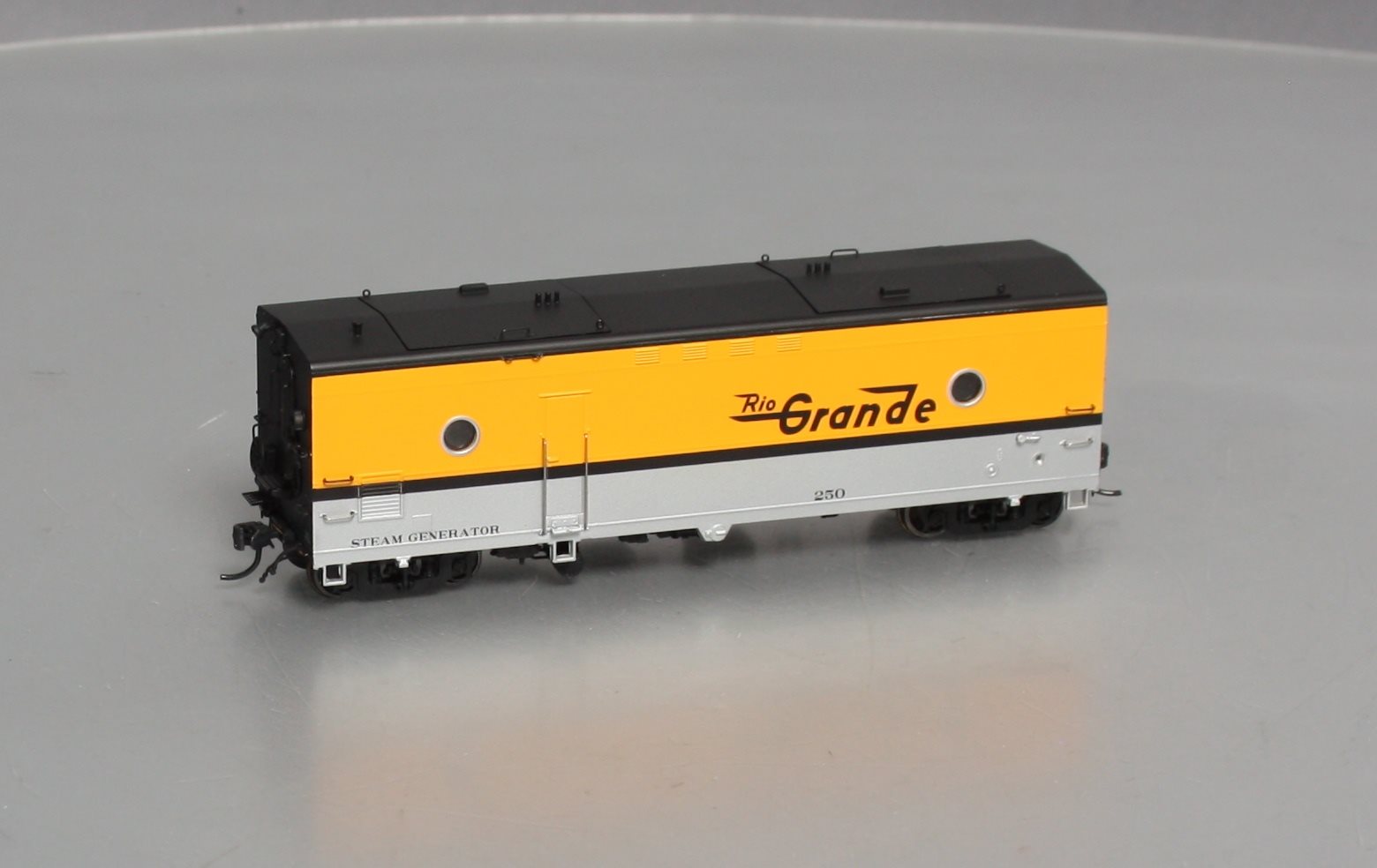 Rapido Trains 107164 HO Denver & Rio Grande Western Steam Generator Car #250
