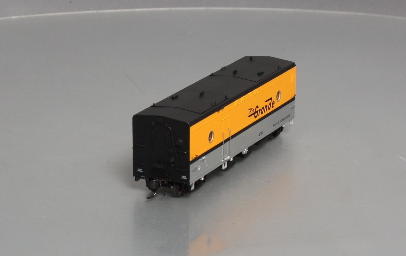 Rapido Trains 107164 HO Denver & Rio Grande Western Steam Generator Car #250