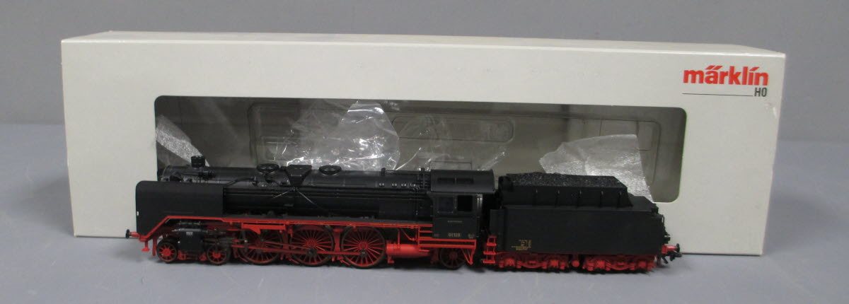 Marklin 39011 HO Scale DRG CL 01 Steam Locomotive with Tender