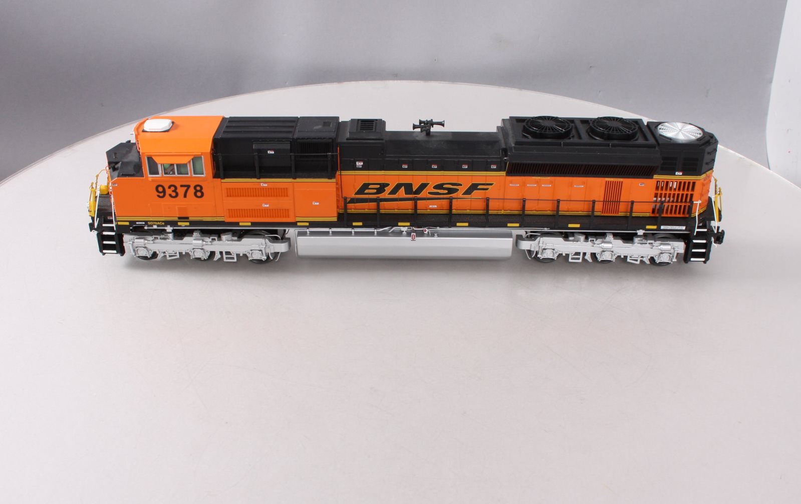 MTH 20-20426-1 BNSF EMD SD70ACe Diesel Engine w/PS 3.0 #9378 (Hi-Rail Wheels)