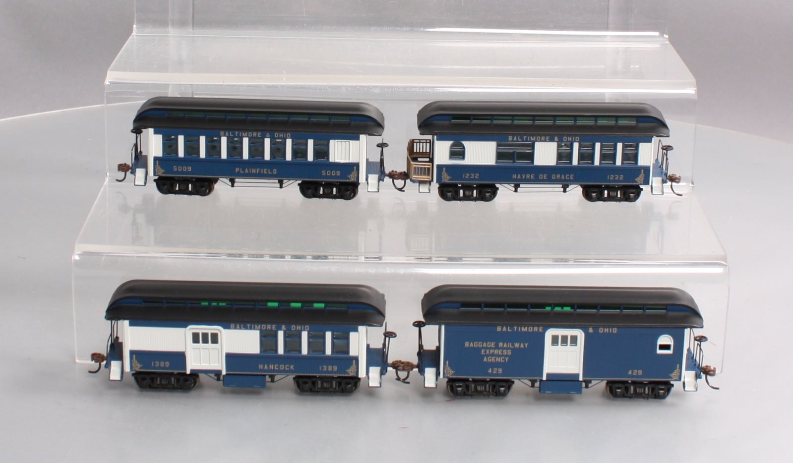 Roundhouse 84316 HO Baltimore & Ohio Overton 4-Car Passenger Set