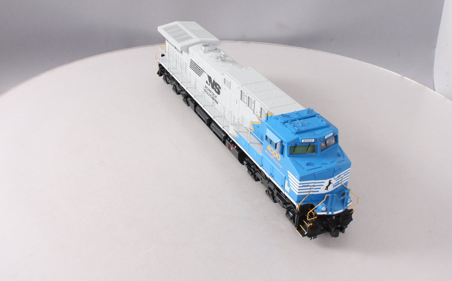 MTH 20-20635-1 Norfolk Southern AC4400CW Diesel 3.0 #4000 (Hi-Rail Wheels)