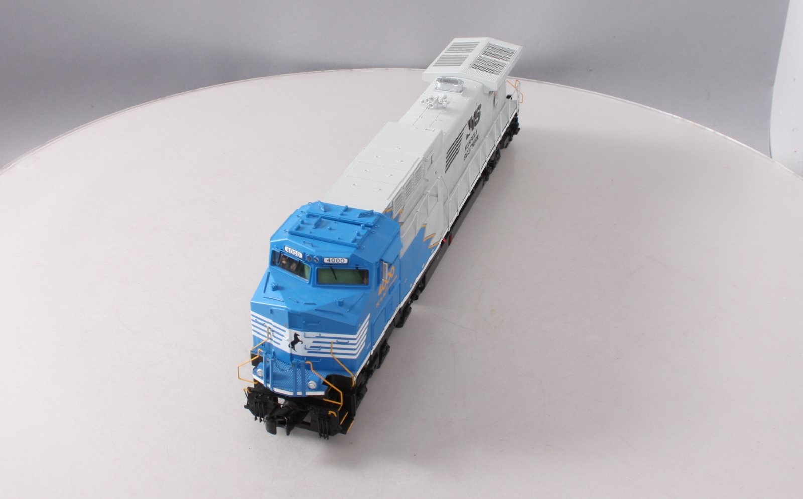MTH 20-20635-1 Norfolk Southern AC4400CW Diesel 3.0 #4000 (Hi-Rail