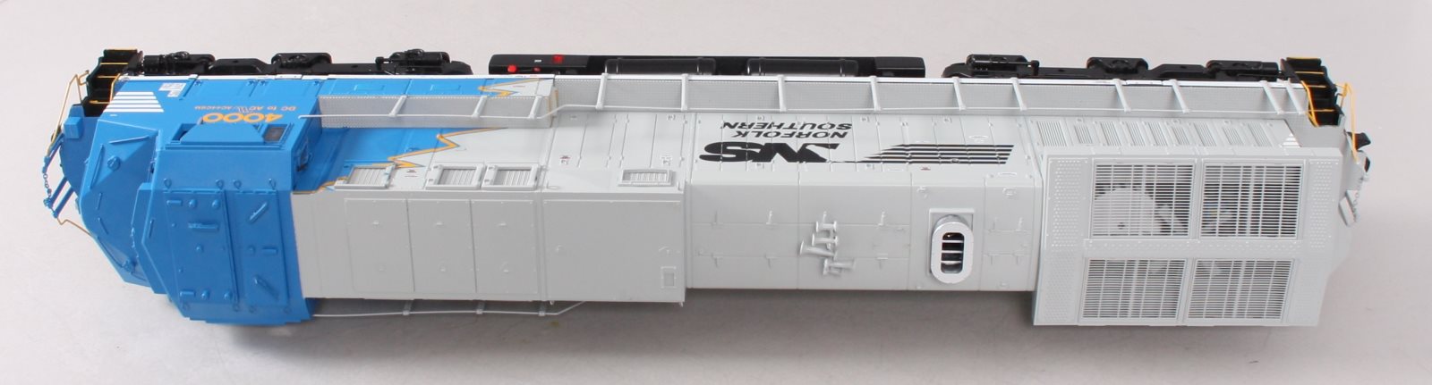 MTH 20-20635-1 Norfolk Southern AC4400CW Diesel 3.0 #4000 (Hi-Rail Wheels)