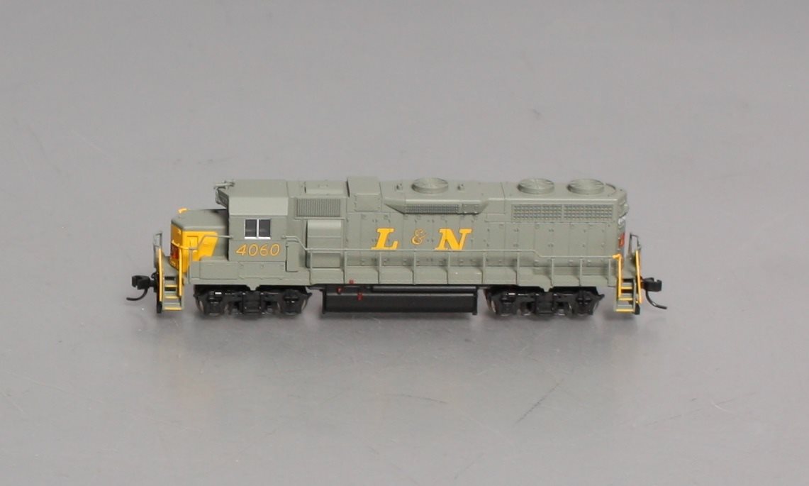 Atlas 47668 N Scale L&N GP38-2 Diesel Locomotive w/o Decoder #4060