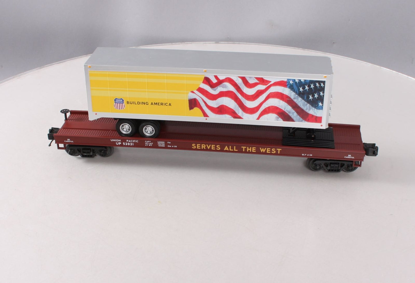 MTH 20-95422 O Union Pacific Premier Flat Car w/ 40' Trailer