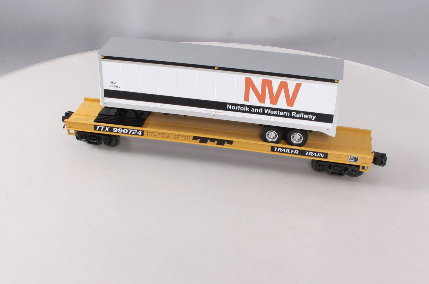 MTH 20-95421 N&W Flat Car w/ 40' Trailer