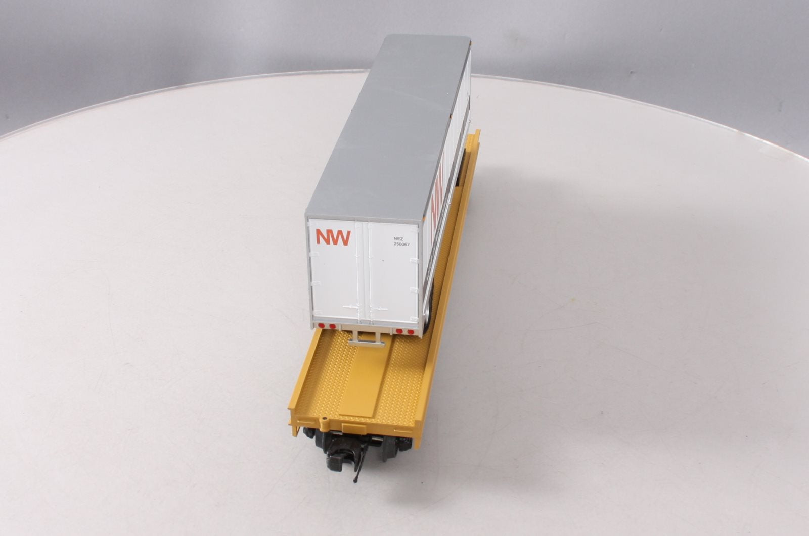 MTH 20-95421 N&W Flat Car w/ 40' Trailer