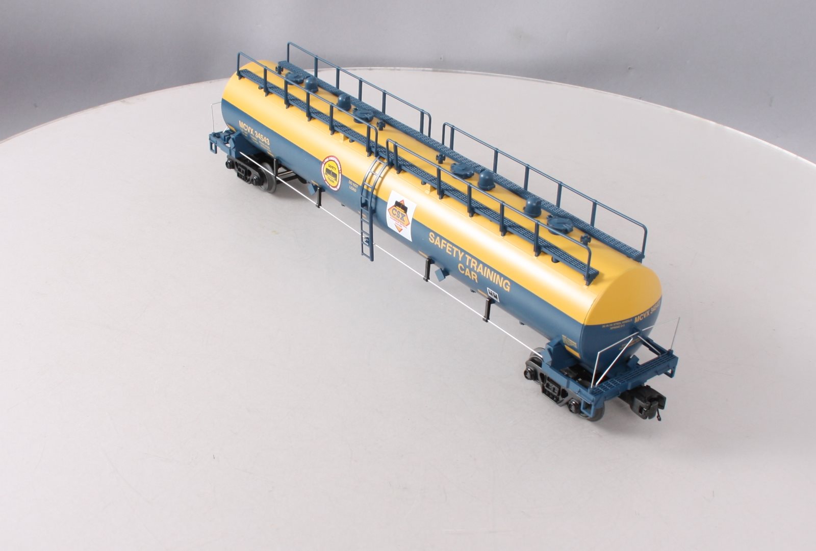 MTH 30-73451 O CSX 33,000 Gallon Tank Car #34543