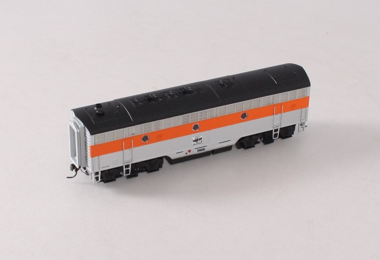 Broadway Limited 435 HO Scale EMDF7 DCC Western Pacific Diesel Locomotive