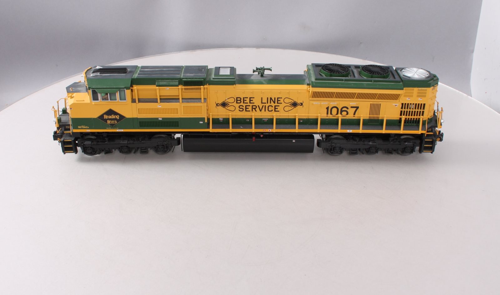 MTH 20-20271-3 Reading SD70ACe Non-Powered Diesel Engine #1067 - 3-Rail