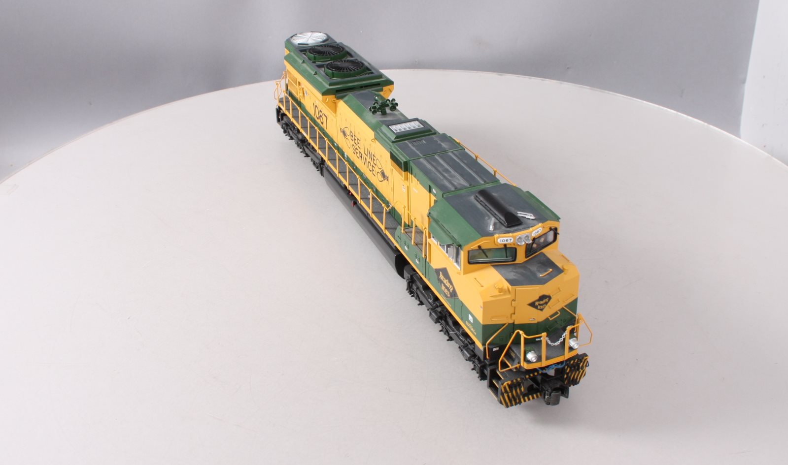 MTH 20-20271-3 Reading SD70ACe Non-Powered Diesel Engine #1067 - 3-Rail