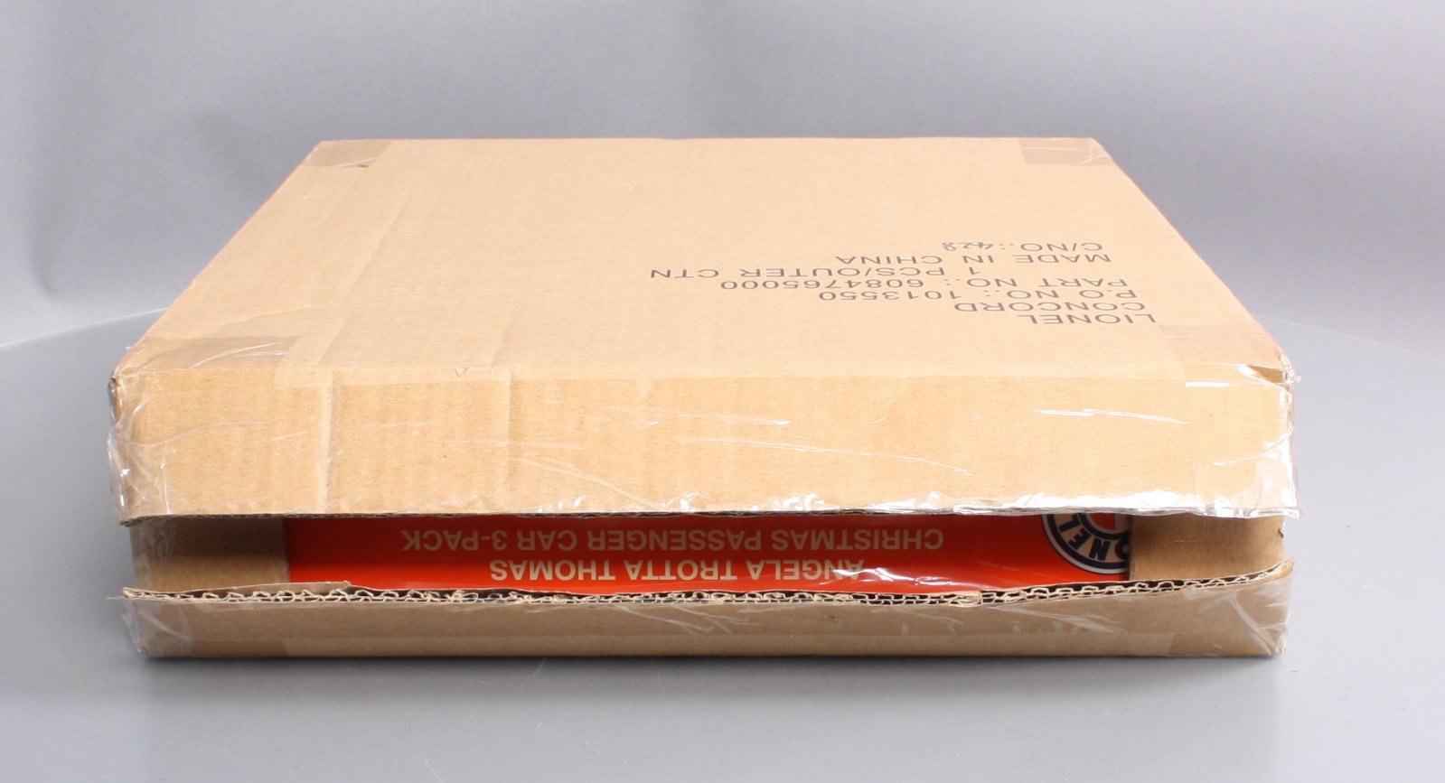 Lionel 6-84765 O Angela Trotta Thomas Christmas Passenger Cars