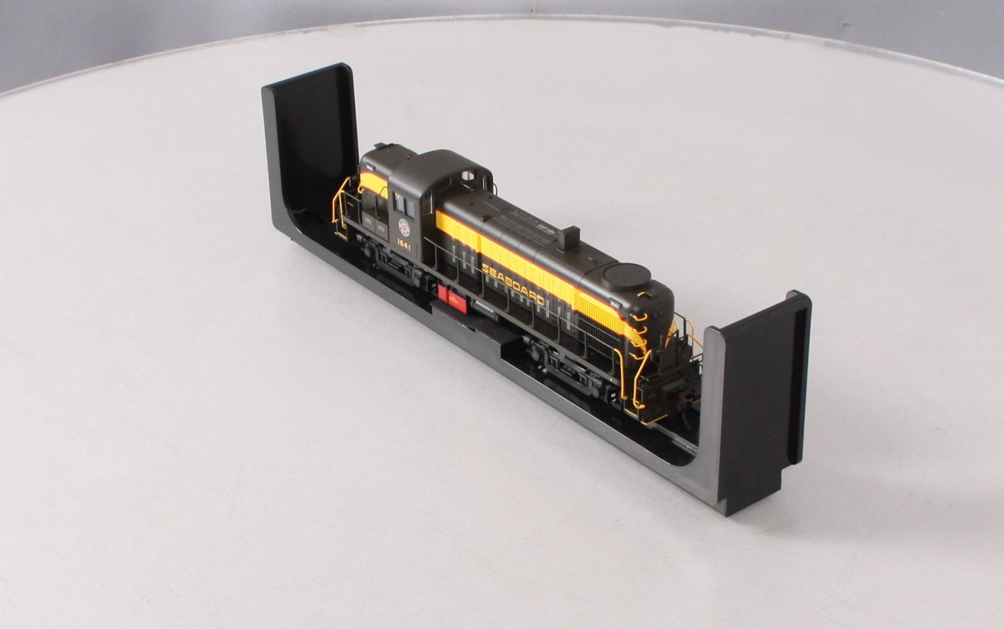 Atlas 10001935 HO Seaboard Air Line Silver Series RS-3 Locomotive #1641