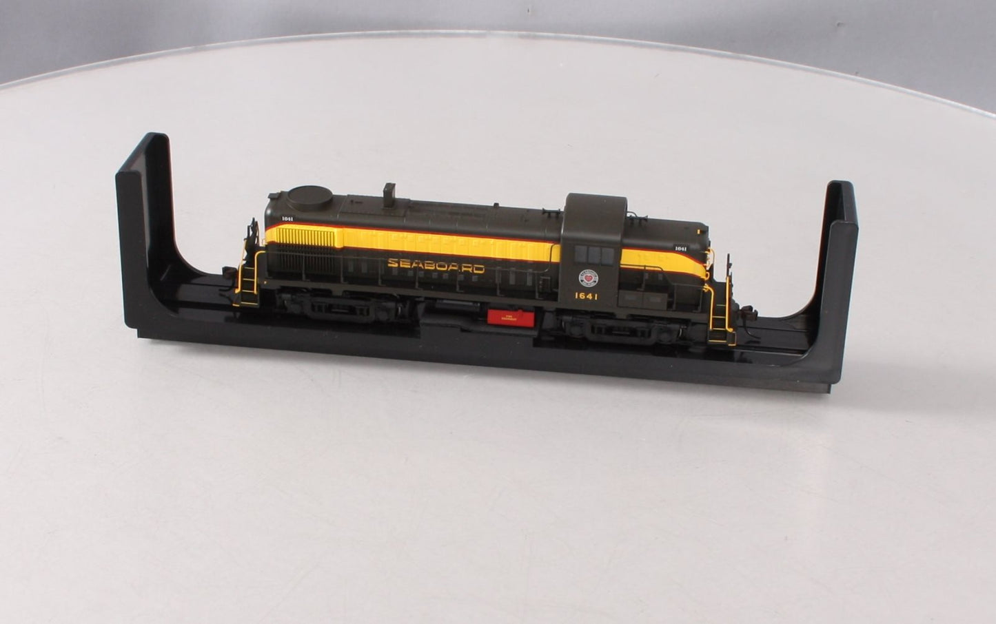 Atlas 10001935 HO Seaboard Air Line Silver Series RS-3 Locomotive #1641