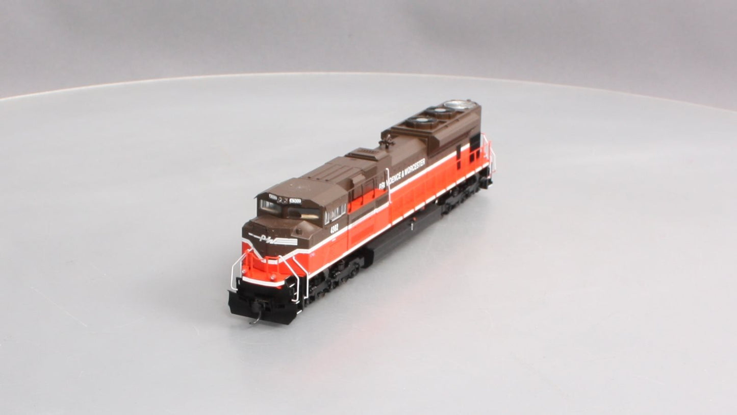 Walthers 910-9844 HO Providence & Worcester EMD SD70ACe - Standard DC #4302