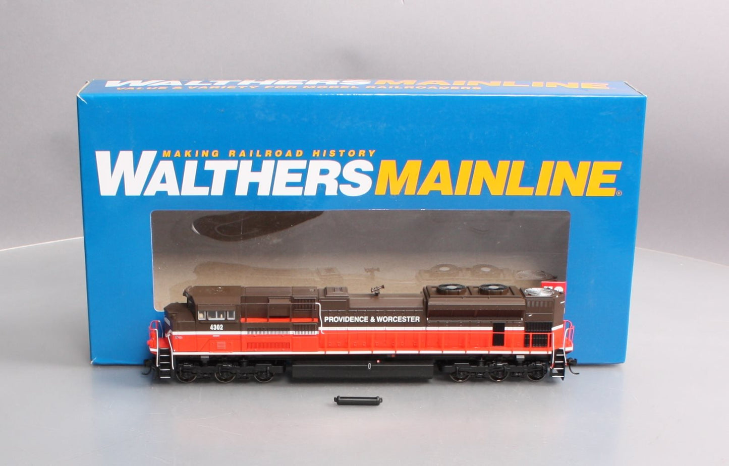 Walthers 910-9844 HO Providence & Worcester EMD SD70ACe - Standard DC #4302