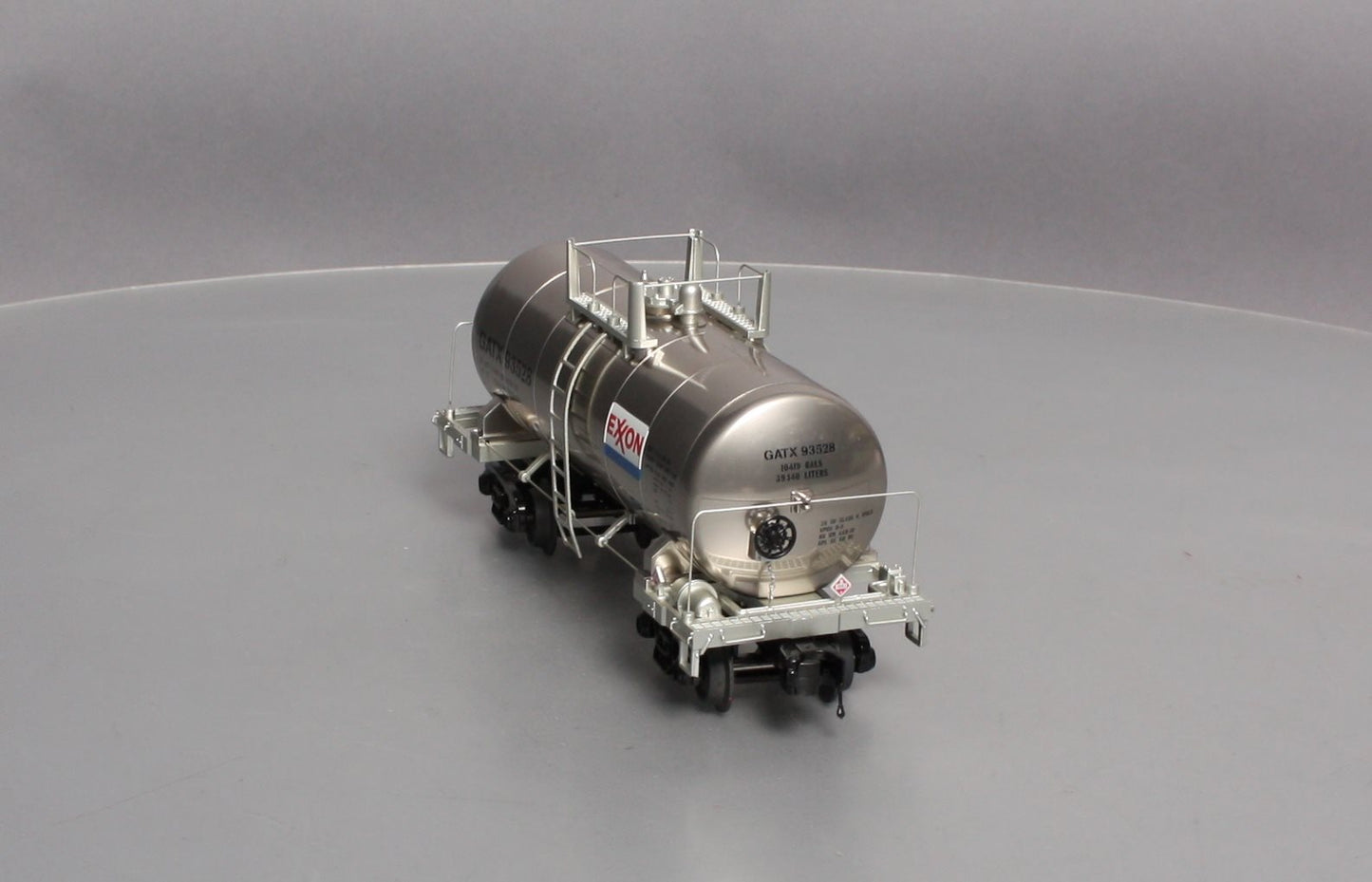 MTH 20-96748 O Exxon Premier 8000 Gallon Tank Car #93528