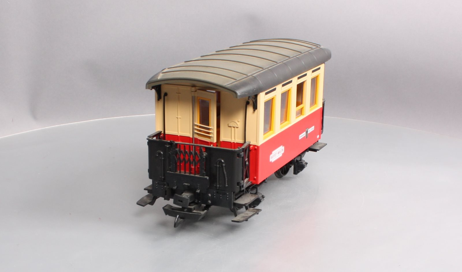 LGB 31076 Passenger Car/Buffet Zillert – Trainz