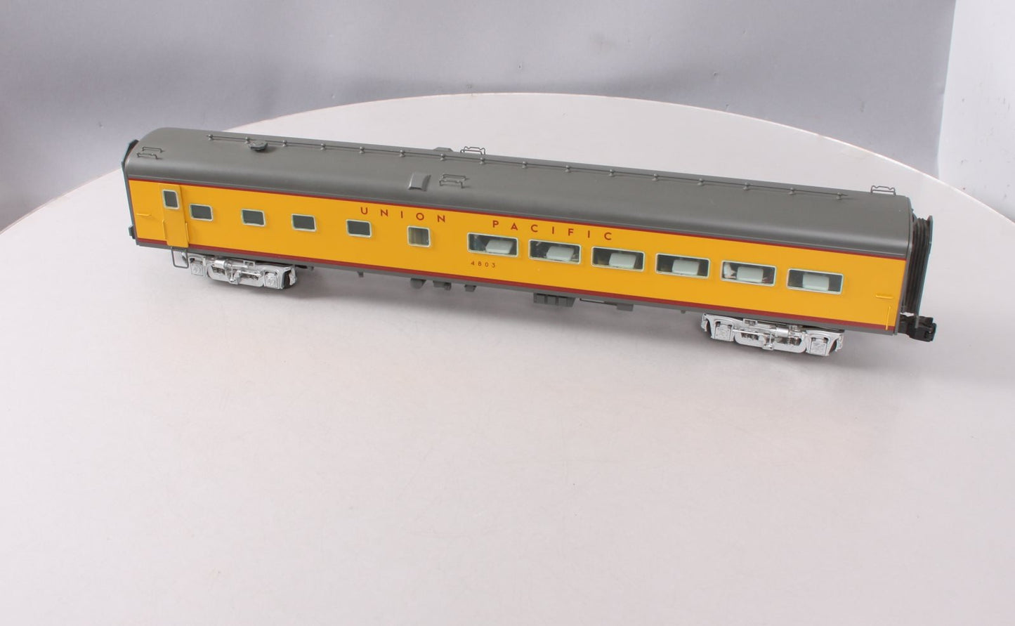 Lionel 6-25574 O Gauge Union Pacific 18" Aluminum StationSounds Diner #4803