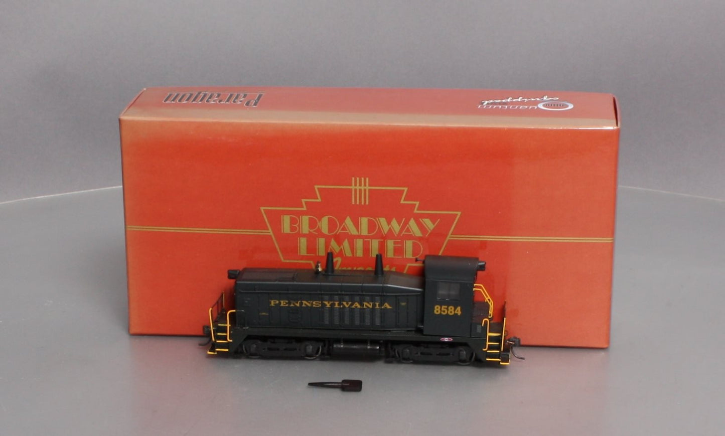 Broadway Limited 662 HO Pennsylvania Railroad EMD SW7 Phase II #8584