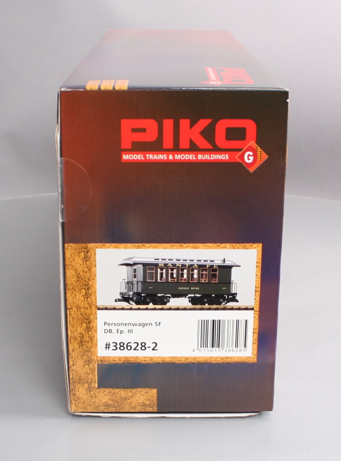 Piko 38628-2 G Scale Santa Fe "Pawnee River" Wood Coach #16521