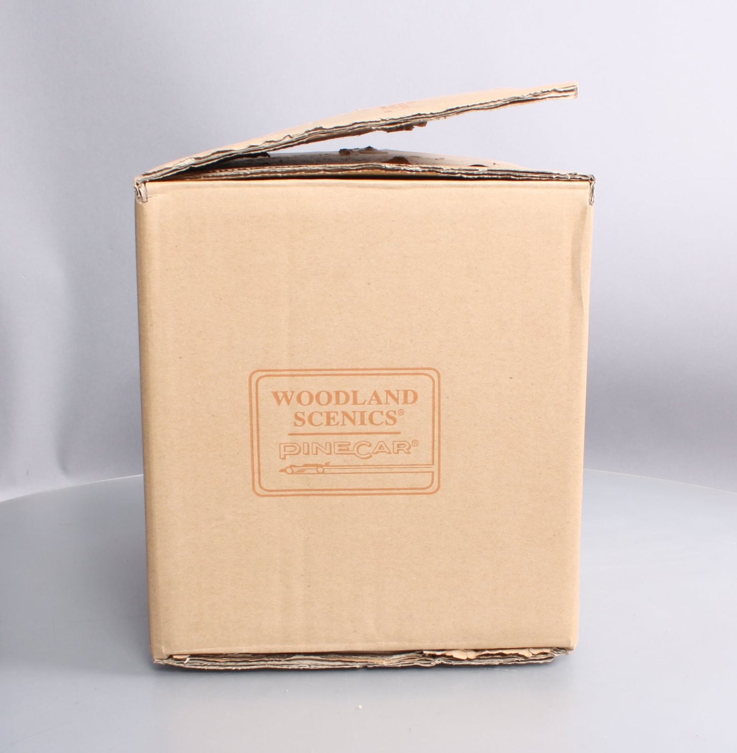 Woodland Scenics BR5844 O Built-&-Ready Corner Emporium Building