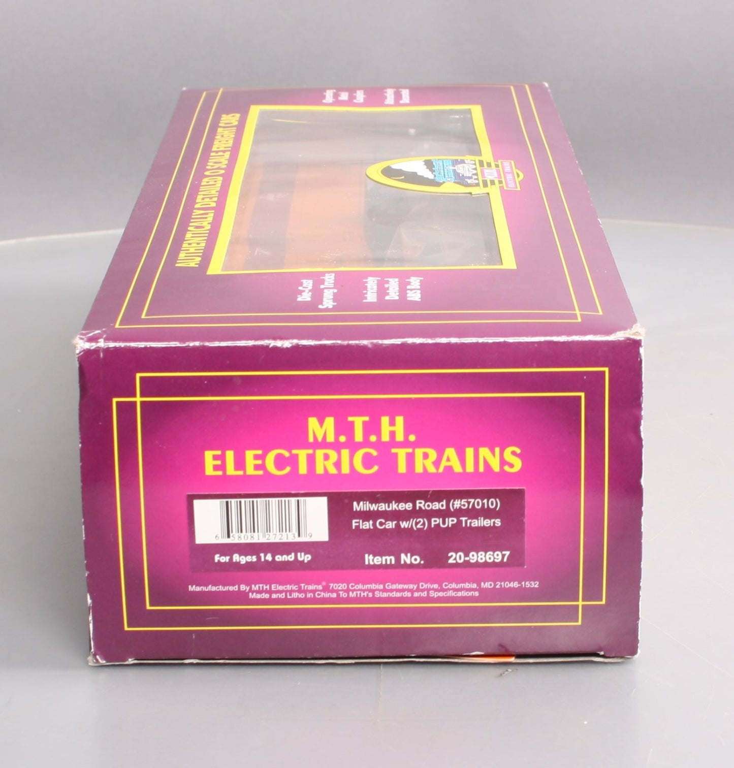 MTH 20-98697 Milwaukee Road Flat Car with 2 PUP Trailers #57010