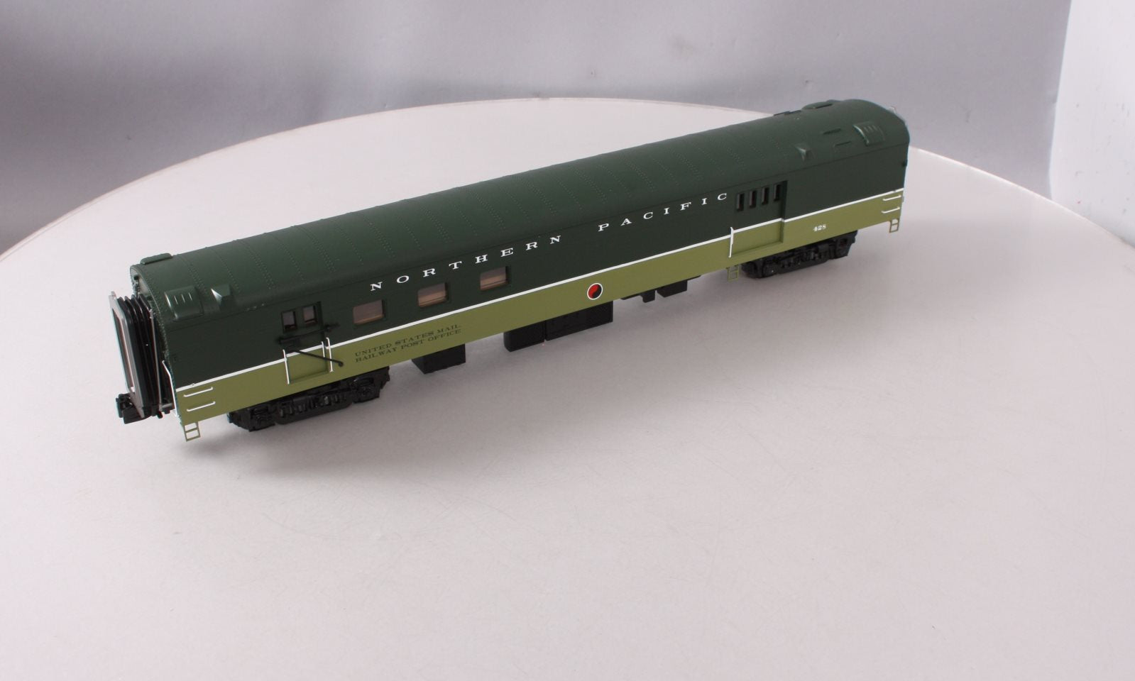 MTH 20-68238 Northern Pacific 70' Smooth Side RPO Car
