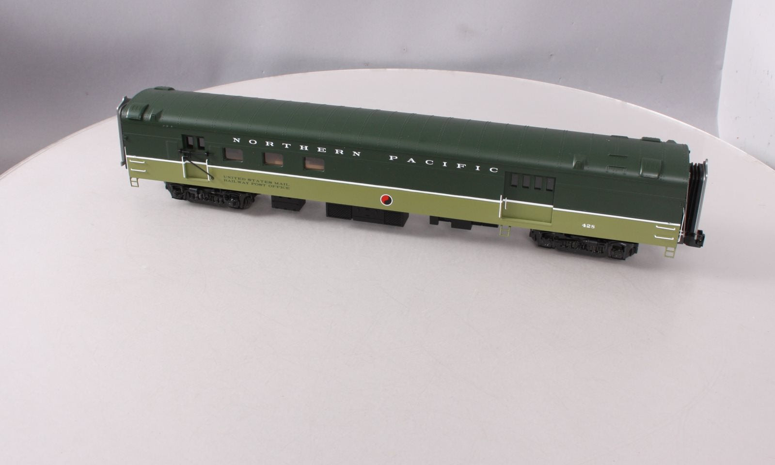 MTH 20-68238 Northern Pacific 70' Smooth Side RPO Car