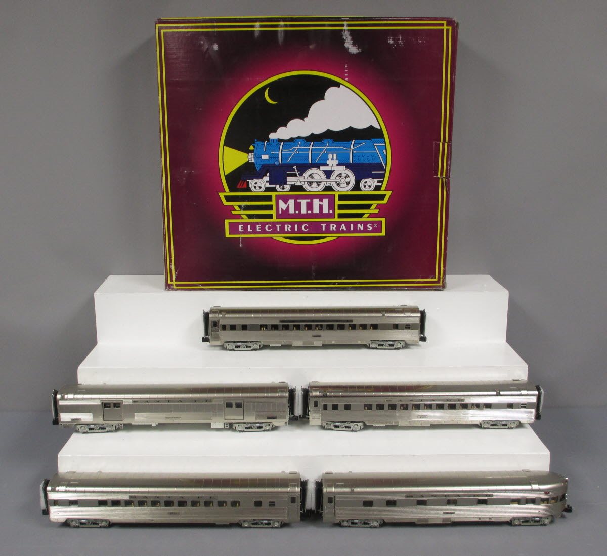MTH 20-65276 O Santa Fe 70' Streamlined Passenger Car (Set of 5)