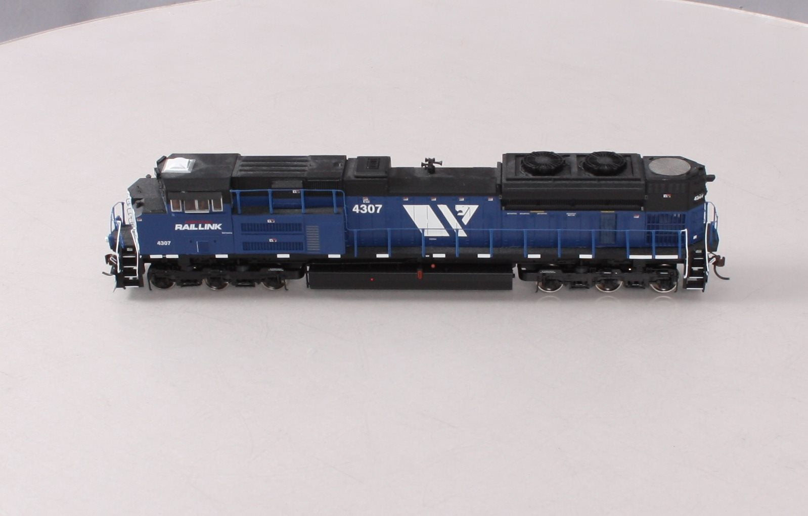 Athearn G68842 HO Montana Rail Link SD70ACe Diesel Locomotive w/DCC&Sound #4307