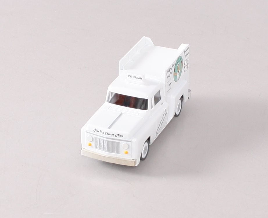 Williams 42733 O Scale E-Z Street Ice Cream Truck