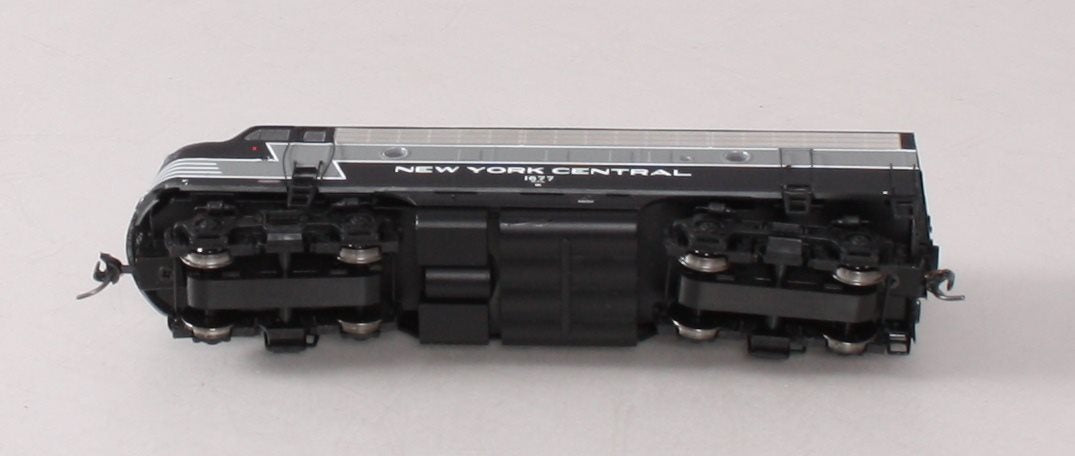 InterMountain 49001-09 HO Scale NYC EMD F-7A Diesel Locomotive #1677