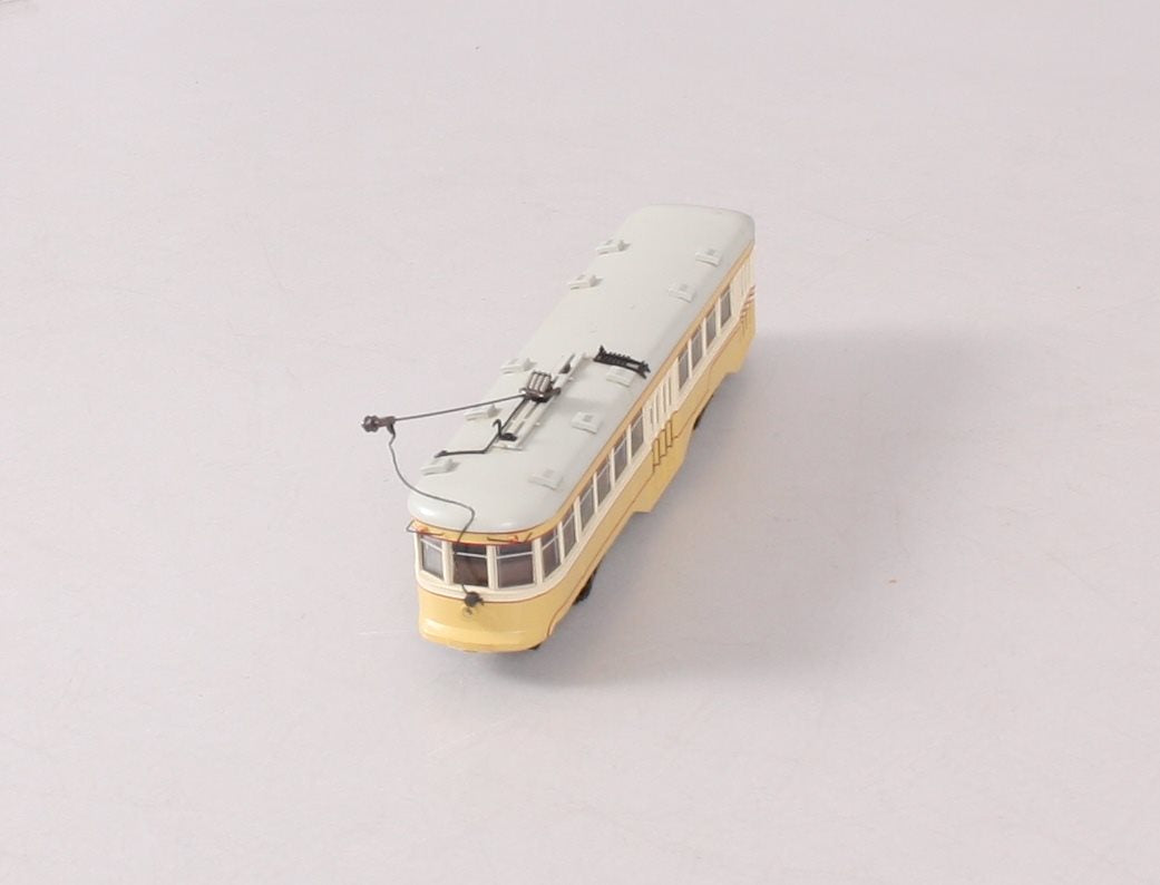 Bachmann 84608 Spectrum Cleveland Witt Street Car w/DCC