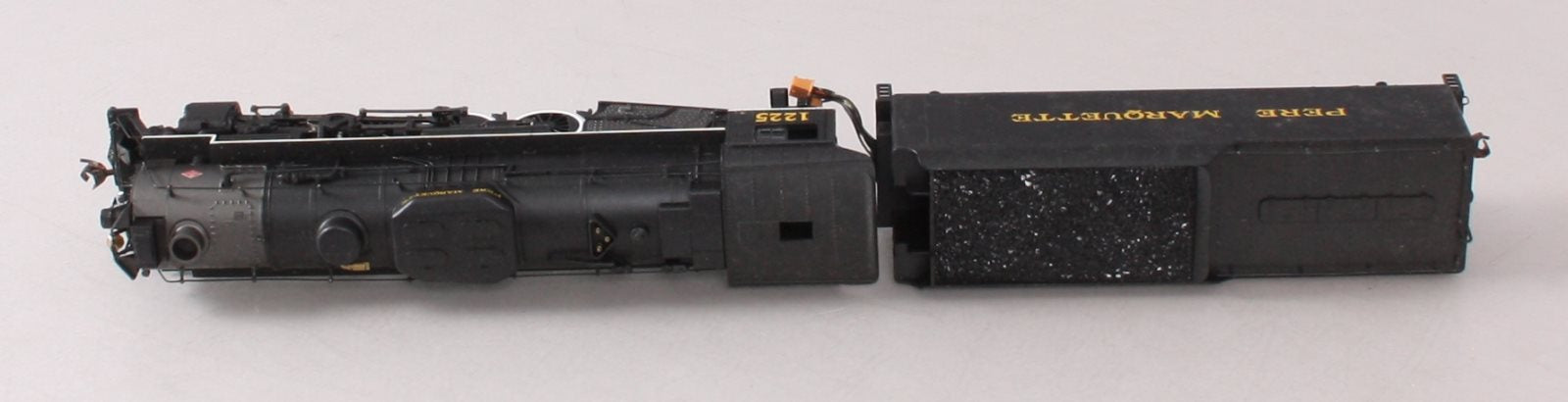 Bachmann 50901 HO Pere Marquette 2-8-4 Berkshire w/DCC Steam Locomotive #1225