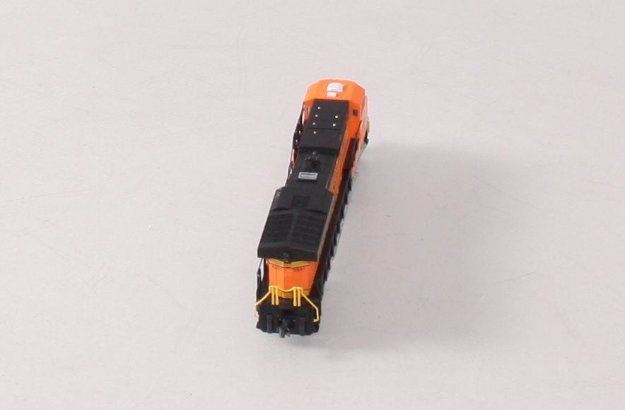 Kato 176-8931 N Burlington Northern Santa Fe GE ES44AC Diesel Loco #5931