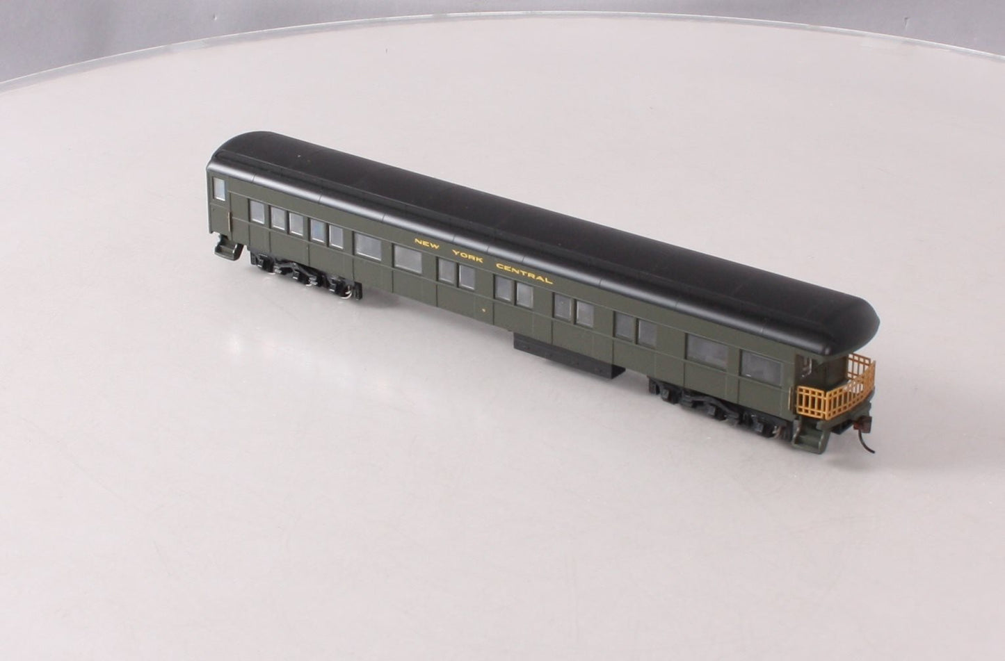 Bachmann 13804 HO New York Central 72' Heavyweight Observation Car #9