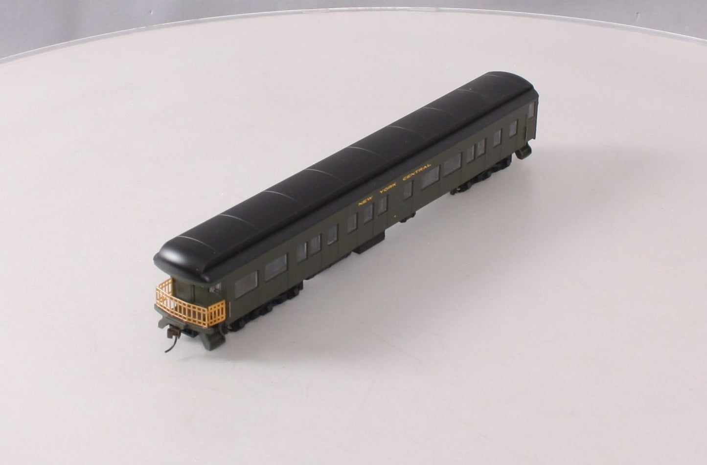 Bachmann 13804 HO New York Central 72' Heavyweight Observation Car #9