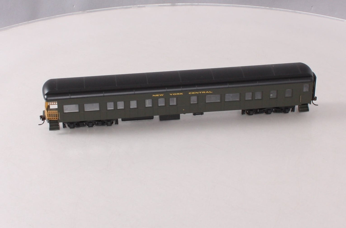 Bachmann 13804 HO New York Central 72' Heavyweight Observation Car #9