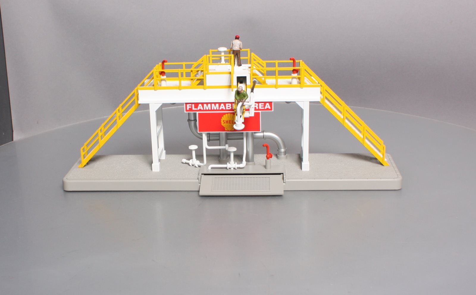 MTH 30-9190 Shell Operating Storage Tank Station
