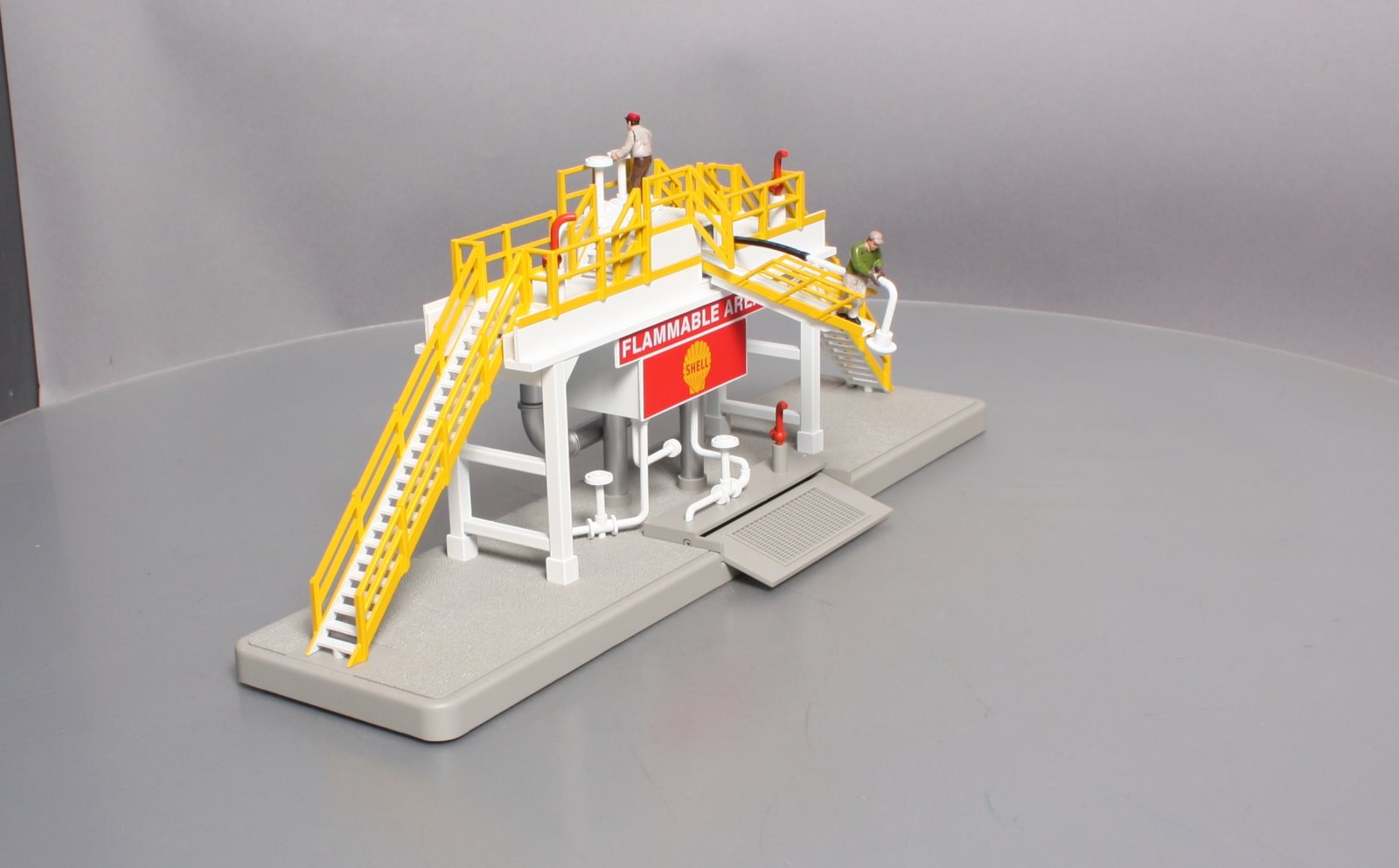 MTH 30-9190 Shell Operating Storage Tank Station