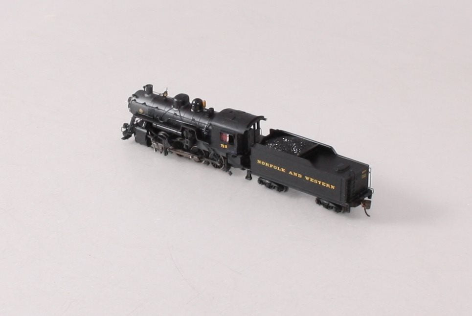 Bachmann 51353 N NW 2-8-0 Steam Locomotive with DCC Econami Sound Value #722