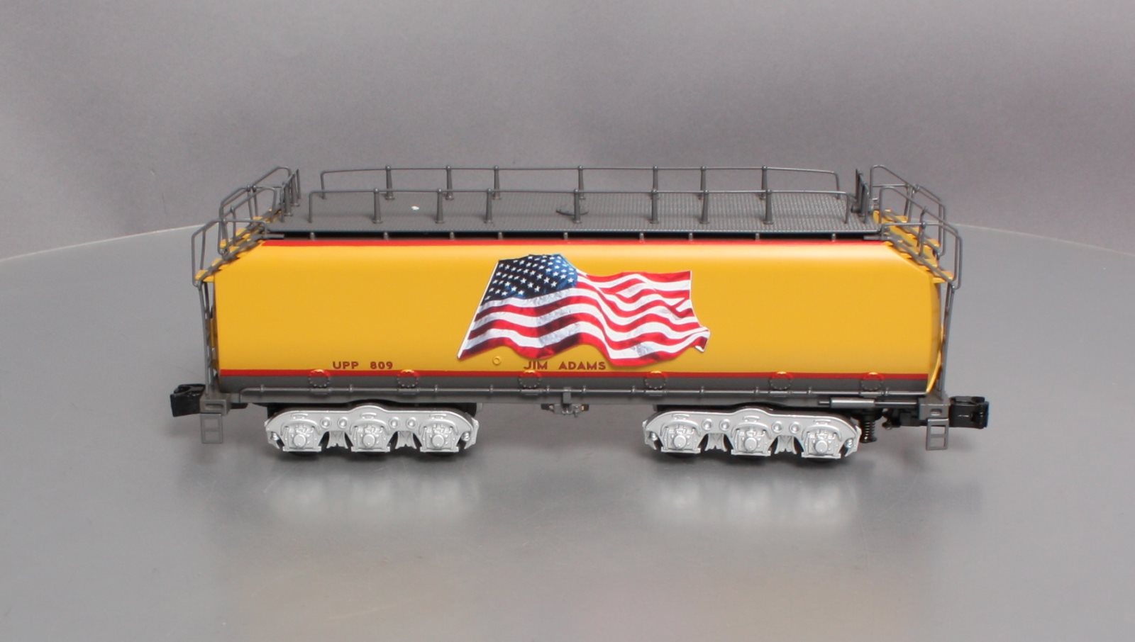 MTH 20-3558 O Union Pacific Jim Adams Water Tender I 3-Rail w/ Hi-Rail #809