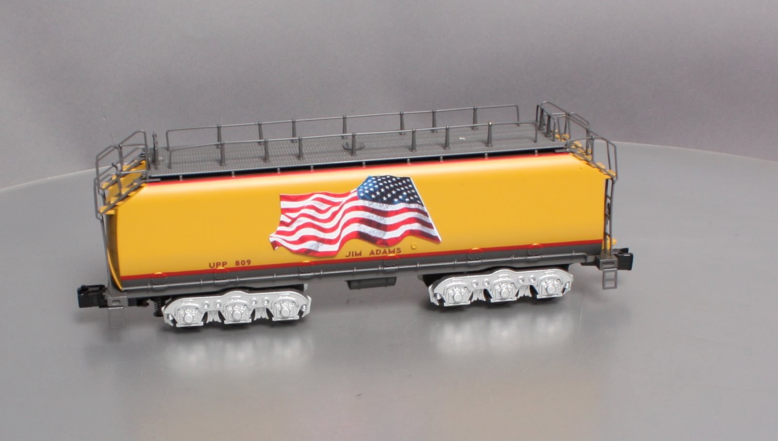 MTH 20-3558 O Union Pacific Jim Adams Water Tender I 3-Rail w/ Hi-Rail #809
