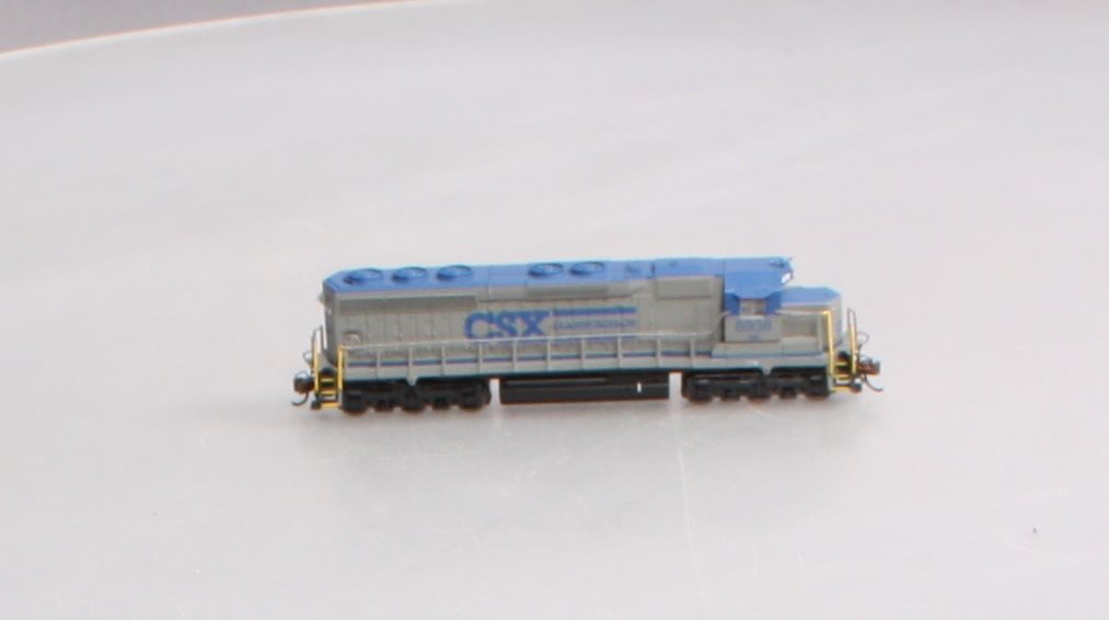 Bachmann 66457 N CSX SD45 Diesel Locomotive with Sound and DCC #8938