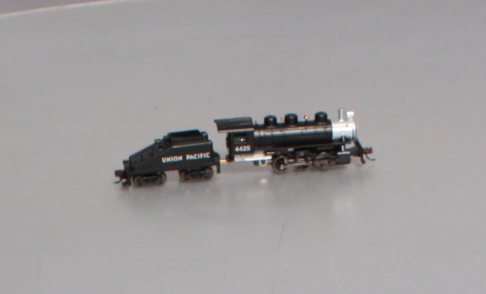 Bachmann 50561 N UP USRA 0-6-0 Steam Switcher w/Slope-Back Tender #4425