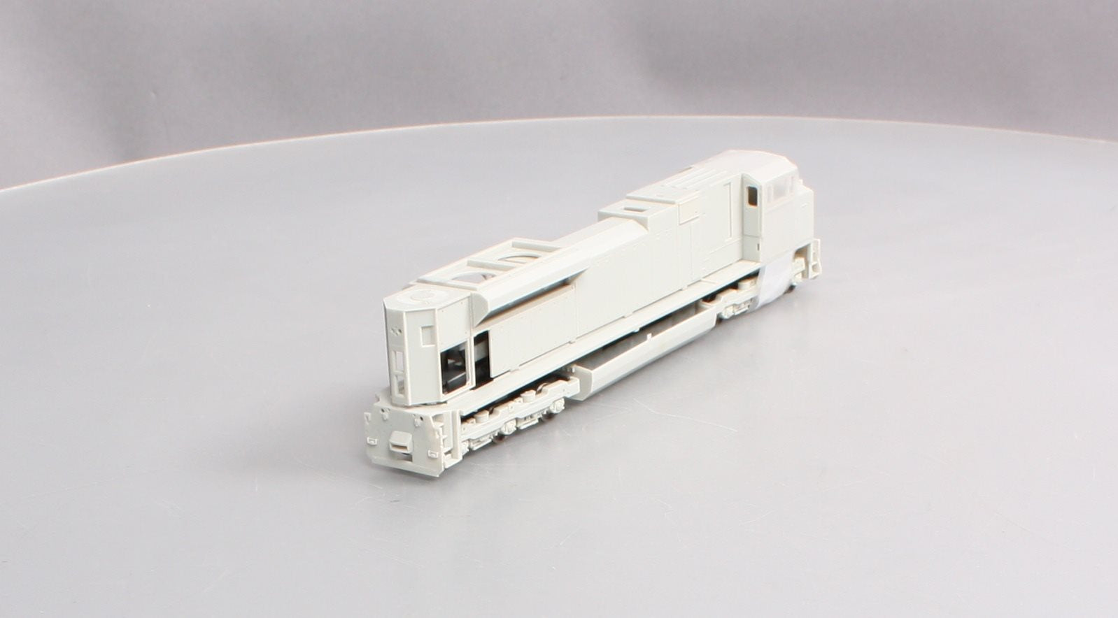 Athearn G68601 HO Undecorated/BNSF SD70ACe Diesel Locomotive w/DCC & Sound