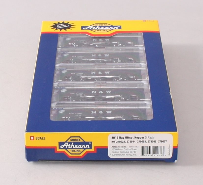 Athearn 11963 N Norfolk and Western 3-Bay Offset Hopper with Coal Load #1 (5)