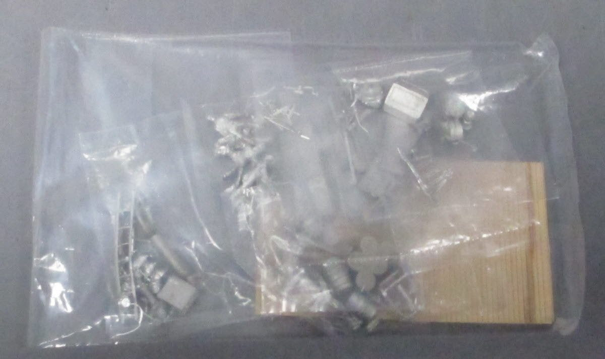 Scale Structures 7204 HO Roundhouse Interior and Exterior Details Kit